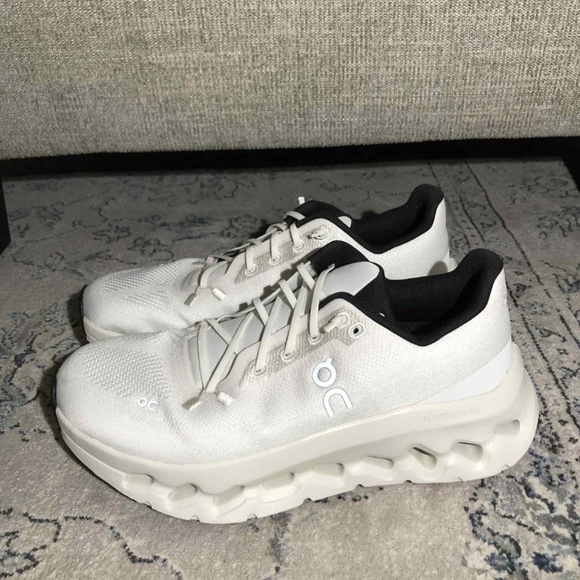 On Cloud Cloudtilt Running Sneakers Pearl White - Picture 5 of 11